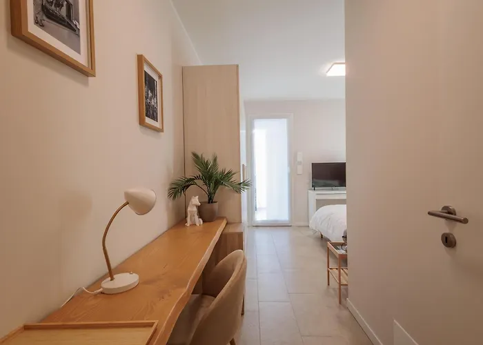 Guesthost - Moretti29